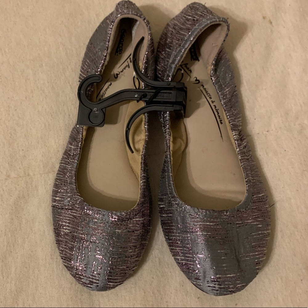 Flats - Picture 2 of 4